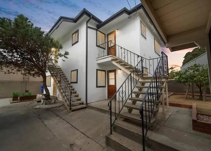 Casa Amore -2Br- Free Driveway Parking For 3 Cars